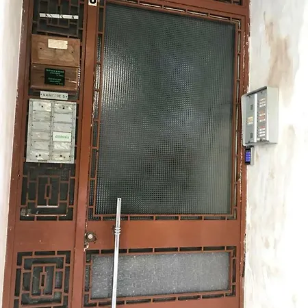 Kaniggos Two Bedroom Big Афины